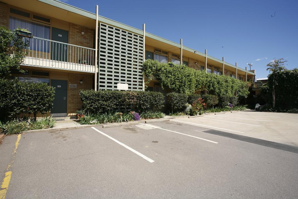 Mid City Motor Inn Queanbeyan Luaran gambar