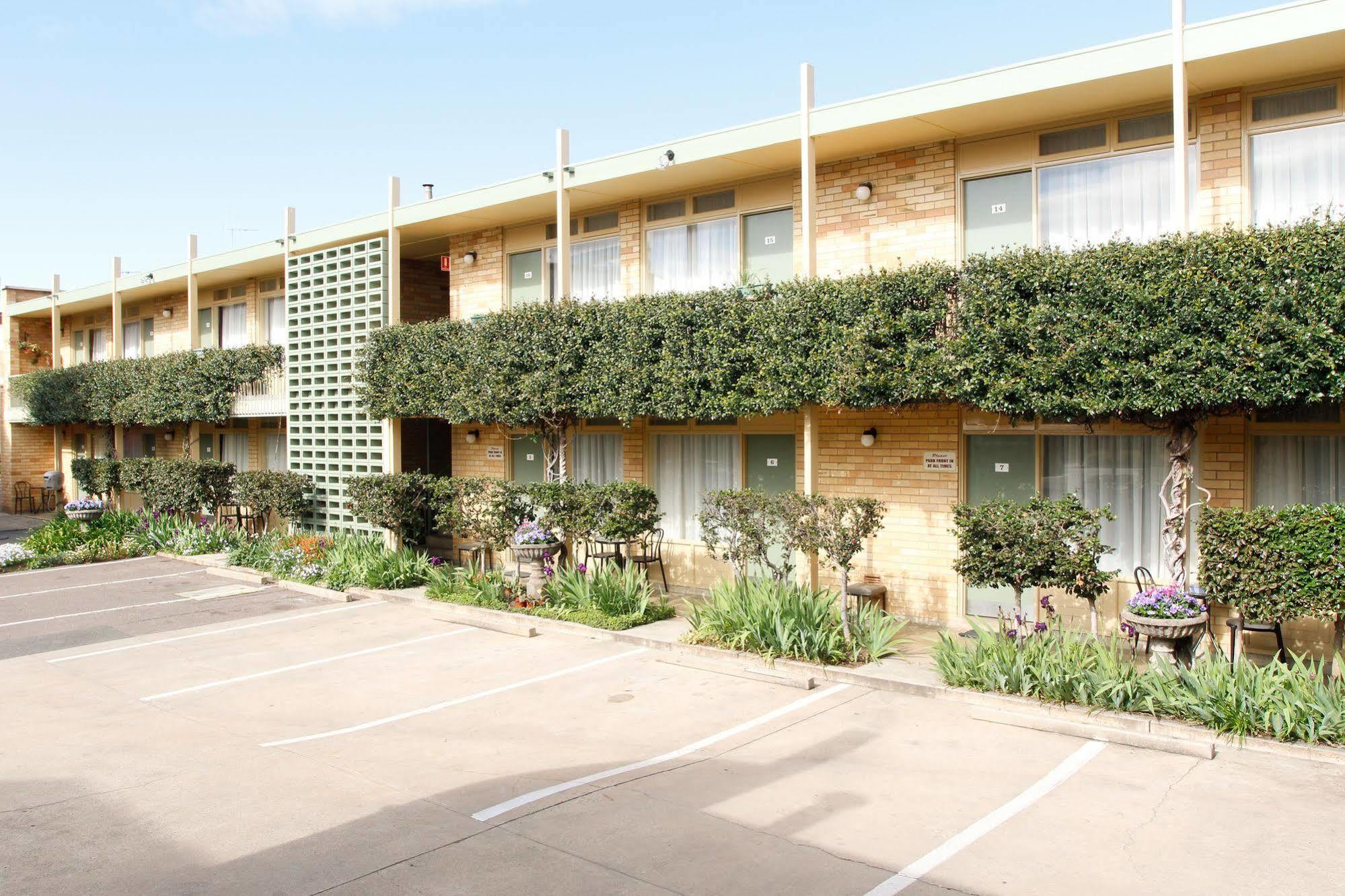 Mid City Motor Inn Queanbeyan Luaran gambar
